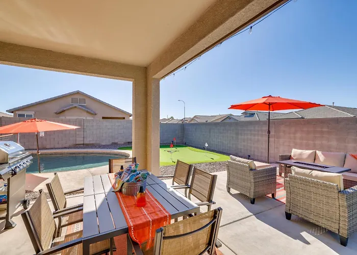 W/ Heated Pool & Putting Green! Avondale